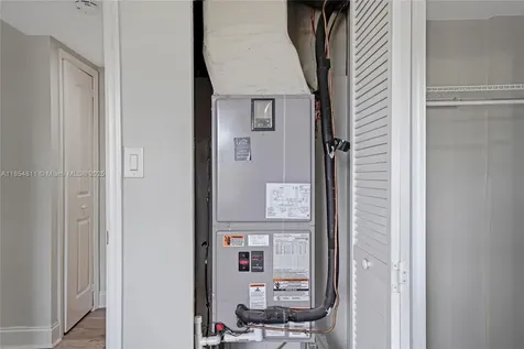 1220 NW 18th Avenue Fort Lauderdale FL 33311