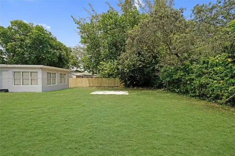 1220 NW 18th Avenue Fort Lauderdale FL 33311