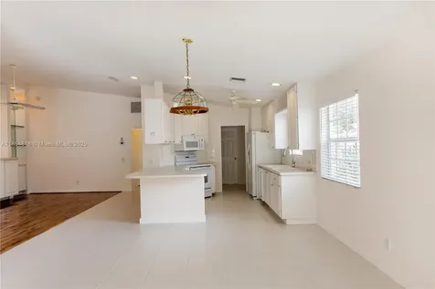 8528 SE Retreat Drive Hobe Sound FL 33455