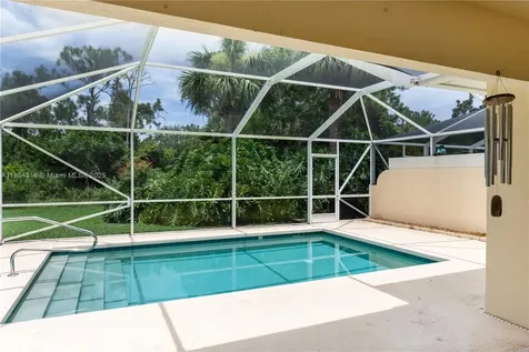 8528 SE Retreat Drive Hobe Sound FL 33455
