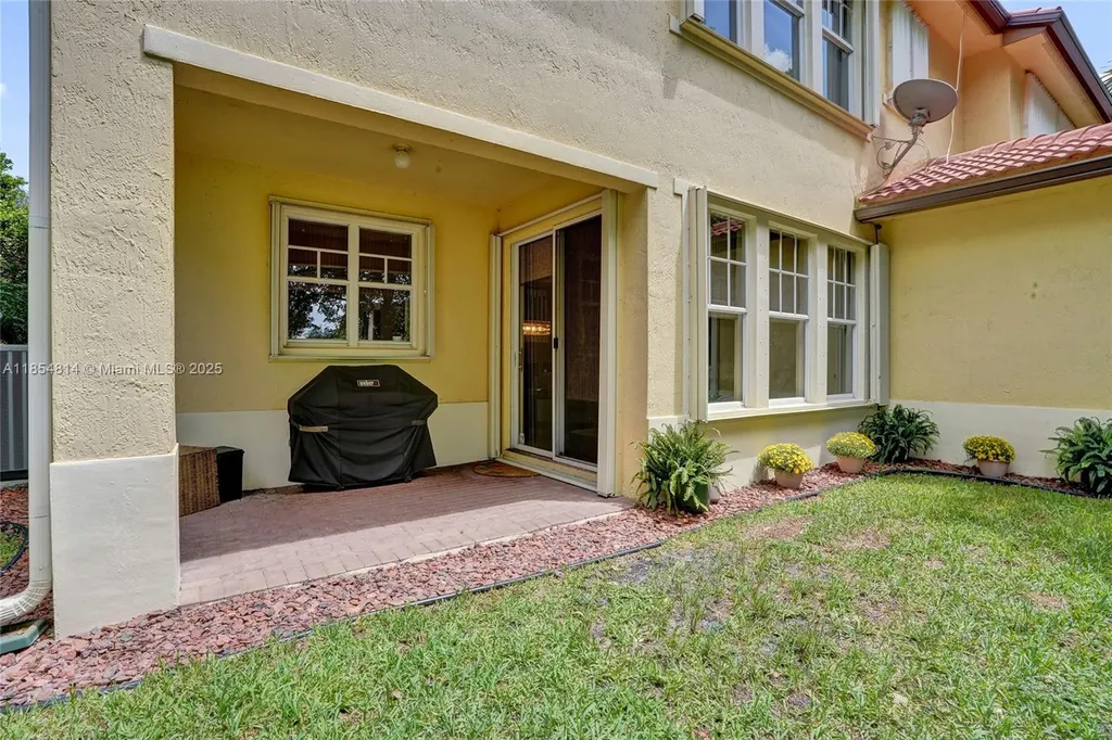 5724 NW 120th Avenue Coral Springs FL 33076