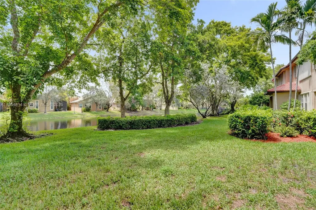 5724 NW 120th Avenue Coral Springs FL 33076