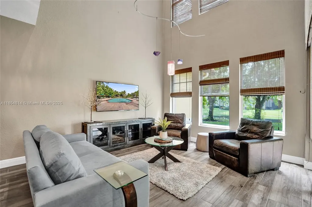 5724 NW 120th Avenue Coral Springs FL 33076