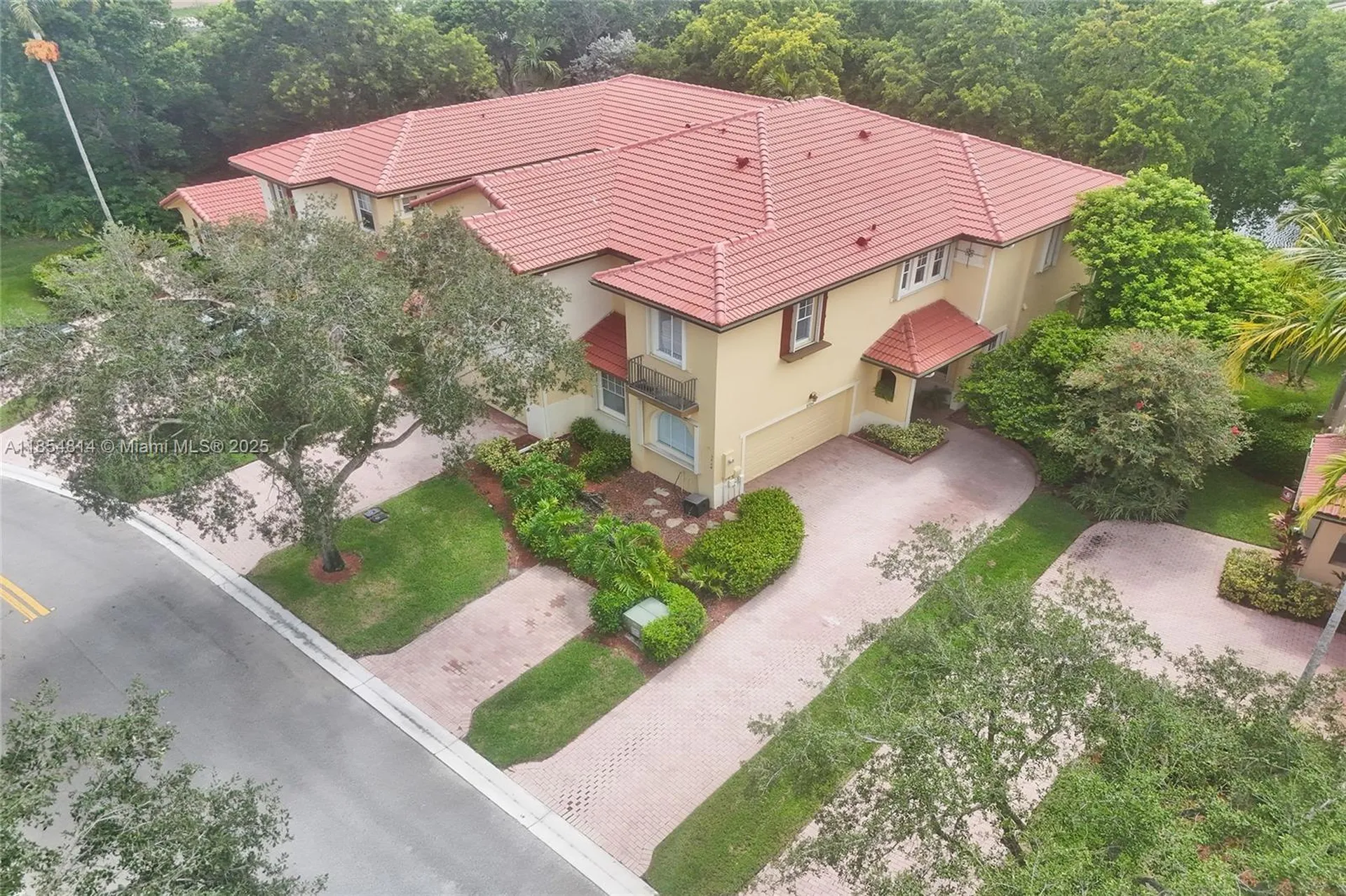 5724 NW 120th Avenue Coral Springs FL 33076