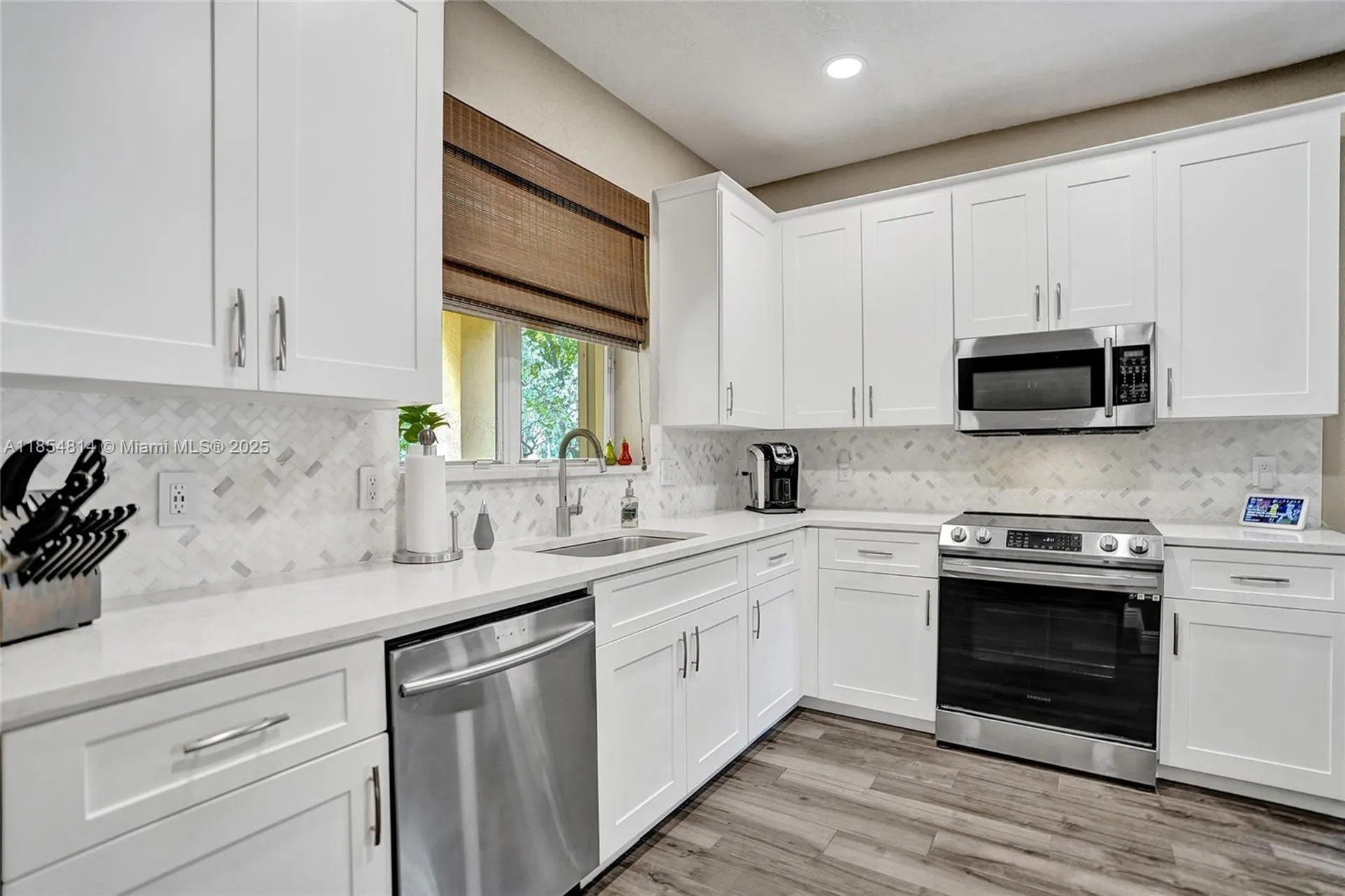 5724 NW 120th Avenue Coral Springs FL 33076