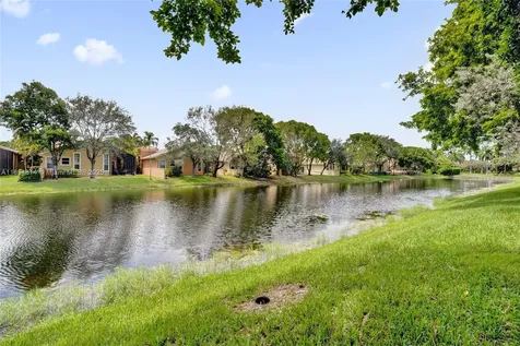 5724 NW 120th Avenue Coral Springs FL 33076