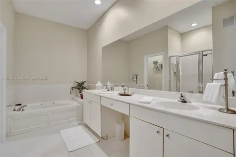 5724 NW 120th Avenue Coral Springs FL 33076