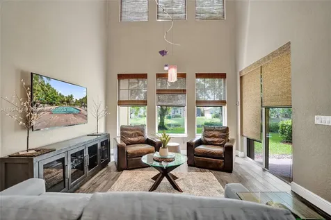5724 NW 120th Avenue Coral Springs FL 33076