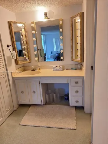 3940 Inverrary Boulevard Lauderhill FL 33319