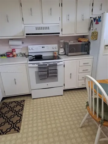 3940 Inverrary Boulevard Lauderhill FL 33319