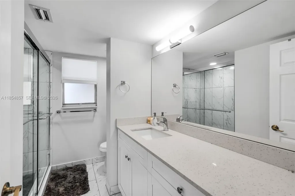 3524 Via Poinciana Lake Worth FL 33467