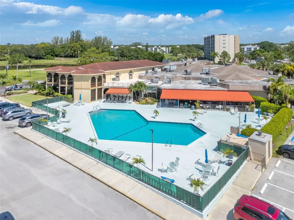 3524 Via Poinciana Lake Worth FL 33467