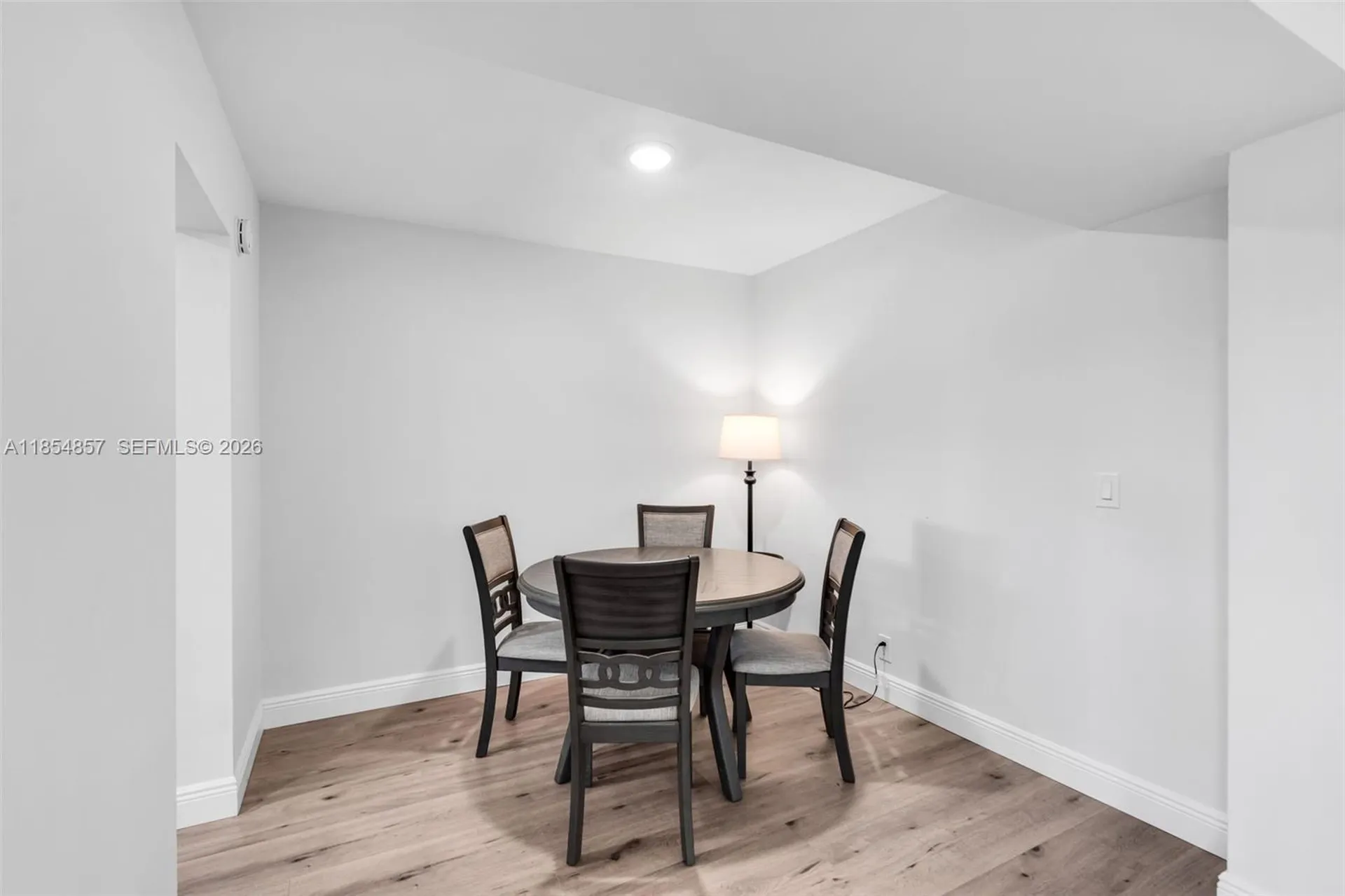 3524 Via Poinciana Lake Worth FL 33467
