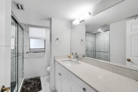3524 Via Poinciana Lake Worth FL 33467