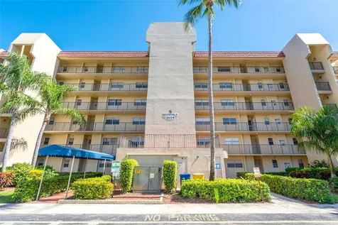 3524 Via Poinciana Lake Worth FL 33467