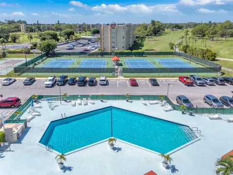 3524 Via Poinciana Lake Worth FL 33467