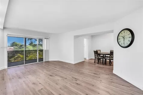 3524 Via Poinciana Lake Worth FL 33467