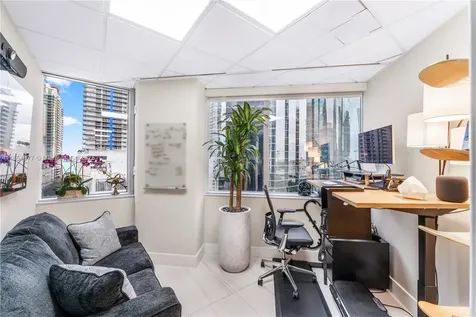 1200 Brickell Avenue Miami FL 33131