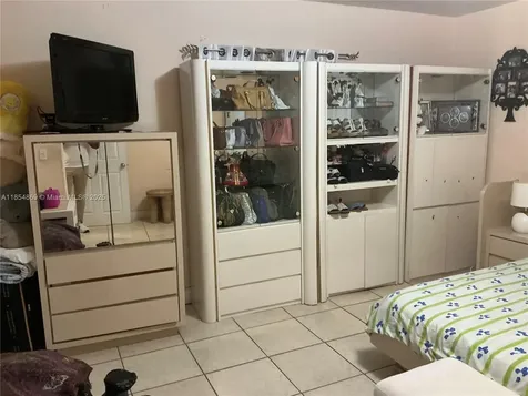 1855 NW 32nd Street Miami FL 33142