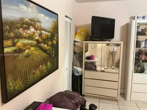 1855 NW 32nd Street Miami FL 33142