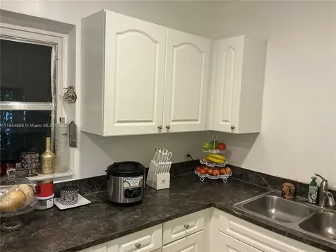 1855 NW 32nd Street Miami FL 33142