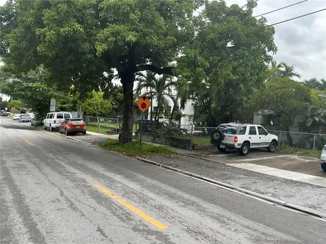 1855 NW 32nd Street Miami FL 33142