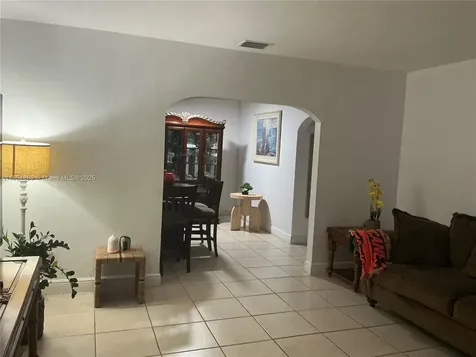 1855 NW 32nd Street Miami FL 33142