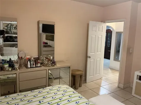 1855 NW 32nd Street Miami FL 33142