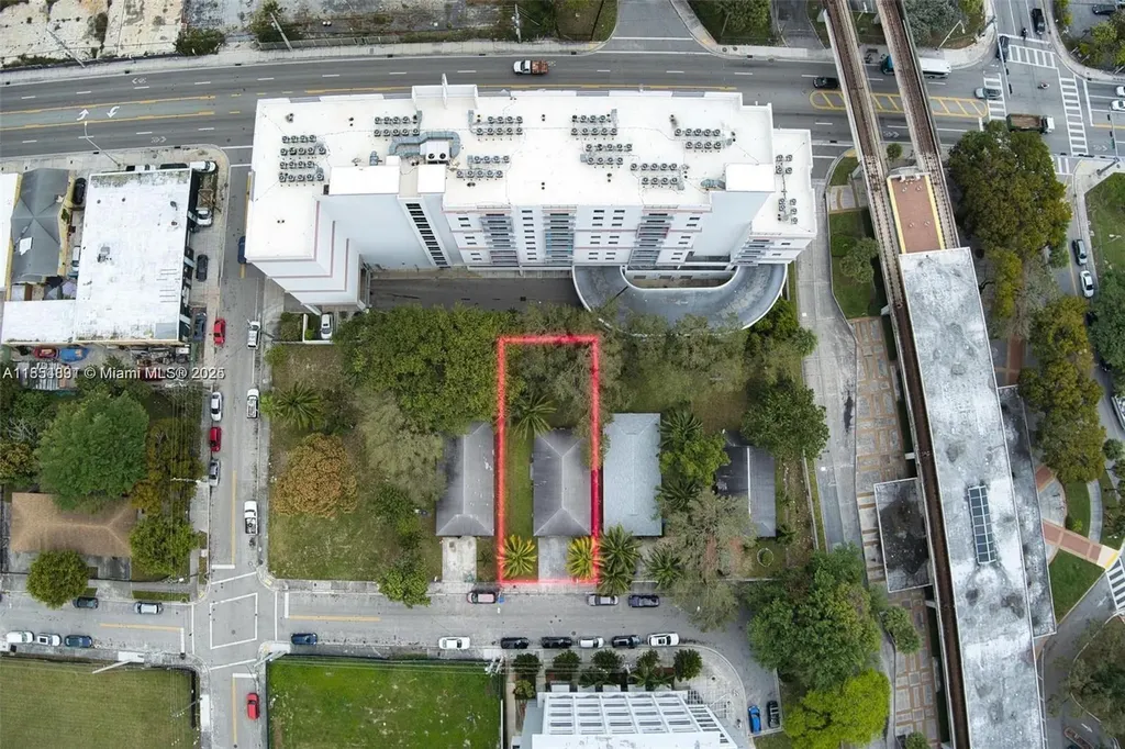 1157 NW 7th Court Miami FL 33136