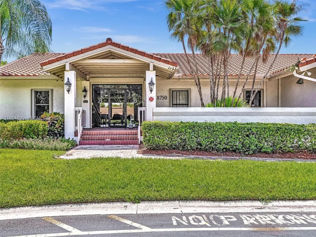 20013 Mona Circle Boca Raton FL 33434