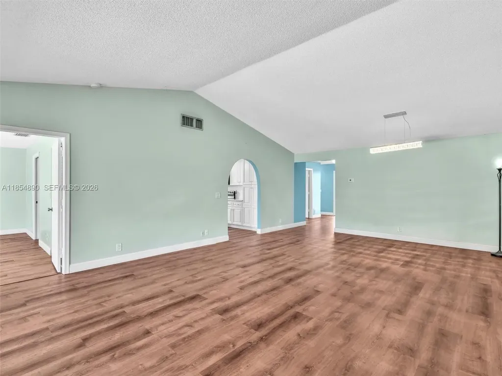 20013 Mona Circle Boca Raton FL 33434