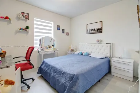 789 SE 16th Court Homestead FL 33034