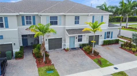 789 SE 16th Court Homestead FL 33034