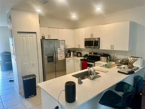22913 SW 99th Avenue Cutler Bay FL 33190