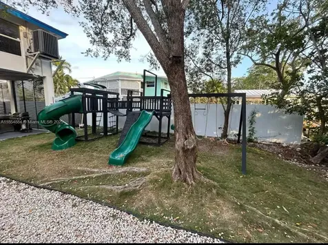 350 Hazel Street Key Largo FL 33037