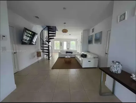 350 Hazel Street Key Largo FL 33037
