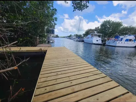 350 Hazel Street Key Largo FL 33037