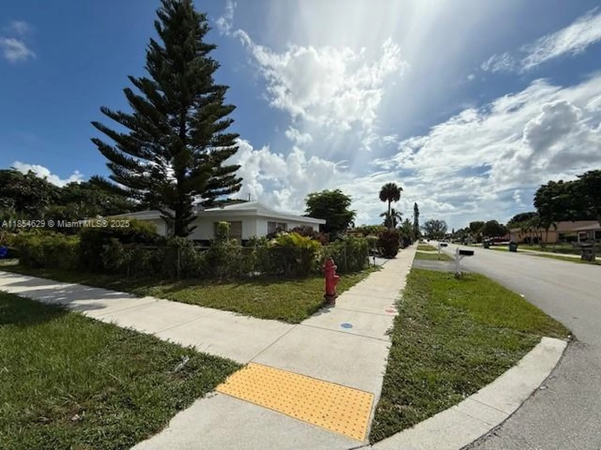 3025 NW 11th Street Fort Lauderdale FL 33311