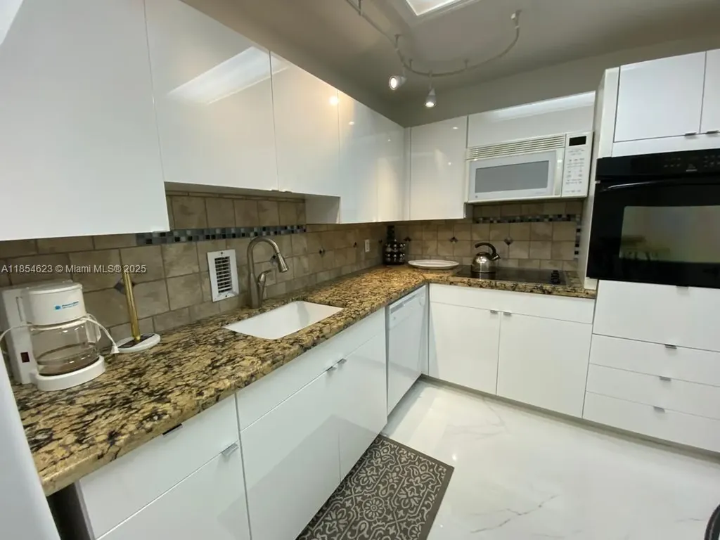 4001 S Ocean Drive Hollywood FL 33019