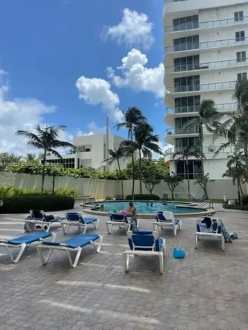 4001 S Ocean Drive Hollywood FL 33019