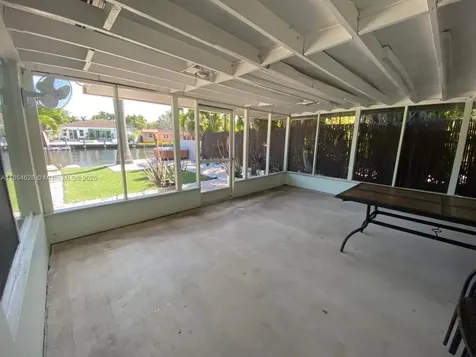 1350 NE 30th Street Oakland Park FL 33334