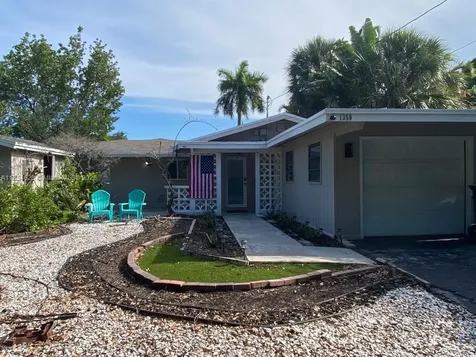 1350 NE 30th Street Oakland Park FL 33334