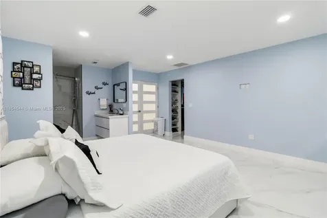 18001 NW 42nd Place Miami Gardens FL 33055