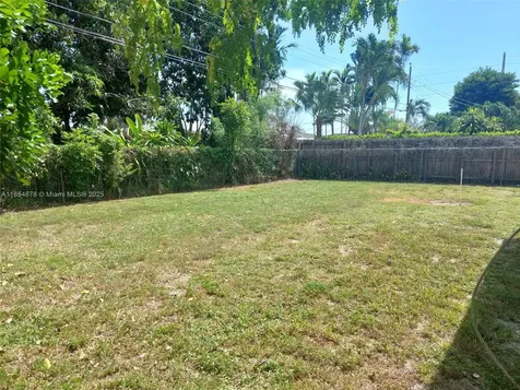 331 NE 42nd Court Oakland Park FL 33334