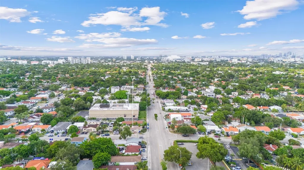 1701 SW 21st Street Miami FL 33145