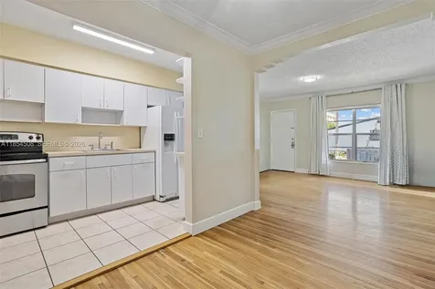 1701 SW 21st Street Miami FL 33145
