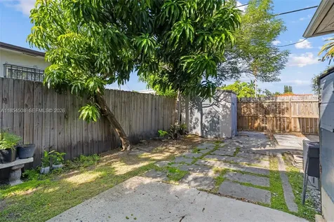 1701 SW 21st Street Miami FL 33145