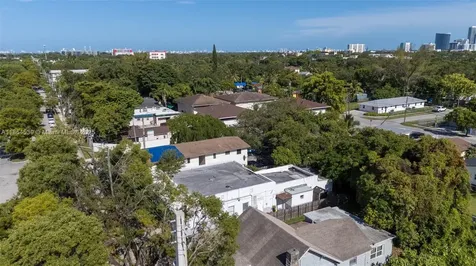 180 NW 59th Street Miami FL 33127