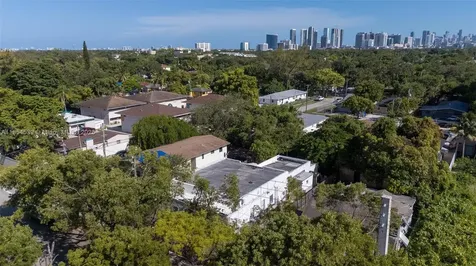 180 NW 59th Street Miami FL 33127