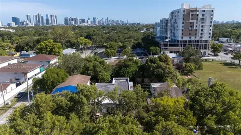 180 NW 59th Street Miami FL 33127